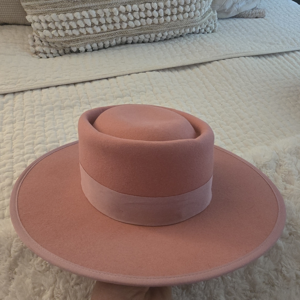 Dressed in Lala Elegant Pink Hat - Picture 3 of 4
